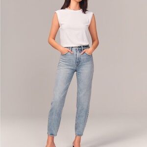 Abercrombie & Fitch The 80’s Mom Jean